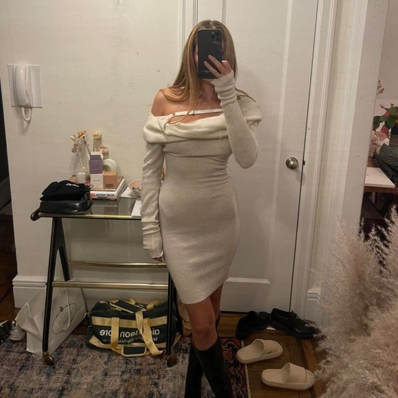 Jacquemus La Robe Ascua Wool Knitted Dress - Picture 2 of 5